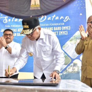 Gubernur Nova Resmikan Dua Ruas Jalan Multiyears di Aceh Tamiang