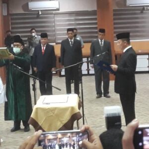 Pj Gubernur Lantik Bakri Siddiq sebagai Sebagai Pj. Wali Kota Banda Aceh