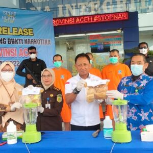 BNNP Aceh Musnahkan 2.085 gram Sabu dari 3 Tersangka