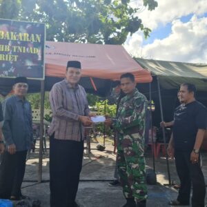 Sekwil PPP Aceh Serahkan Bantuan Untuk Korban Kebakaran Asrama PHB