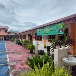 SMA Negeri 15 Adi Darma Dapat Bantuan 390 Buku dari Disdik Aceh