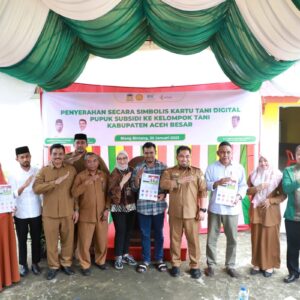 Mudahkan Masyarakat, Pj Bupati Aceh Besar Luncurkan Kartu Tani Digital