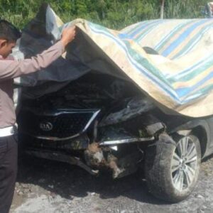 Diduga Kelelahan, Mobil Mantan Anggota DPRK Aceh Besar Alami Kecelakaan