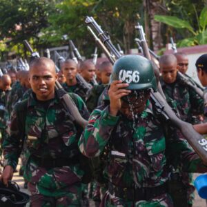 Siswa Dikmata TNI AD Ikuti Latihan Hanmars