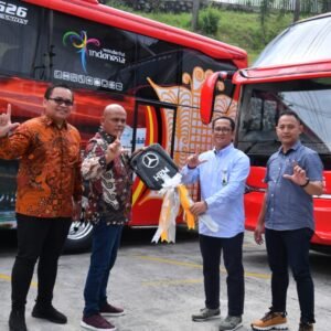 Bank Aceh Salurkan Pembiayaan Pembelian Belasan Bus