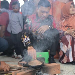 Gampong Peuniti Kampiun Festival Tet Apam Banda Aceh 2023
