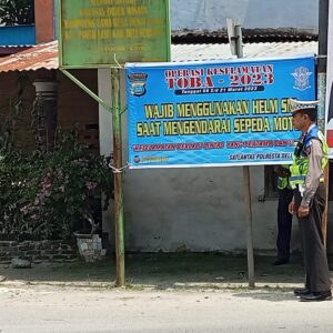 Himbau Masyrakat, Polresta DS Pasang Spanduk Operasi Keselamatan Toba 2023