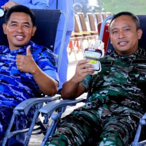 Dandim 0101/KBA Beserta Anggota Ikut Donor Darah HUT TNI AU Ke-77