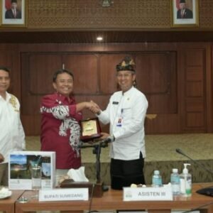 Asisten Sekda Sambut Kunjungan Bupati Sumedang