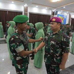 10 Pamen Kodam IM Naik Pangkat