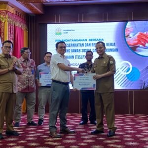 SBA Serahkan 100 jt untuk Korban Gempa Turki