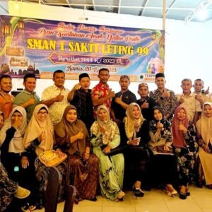Alumni SMU N 1 Sakti Leting 99 Bukber dan Santuni Anak Yatim