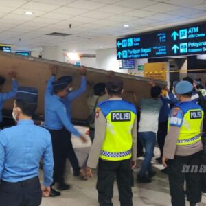 Penemuan Mayat Perempuan Gemparkan Pengunjung Bandara KNIA  