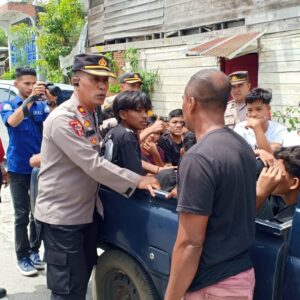 Mobil Barang Diimbau tidak Angkut Penumpang