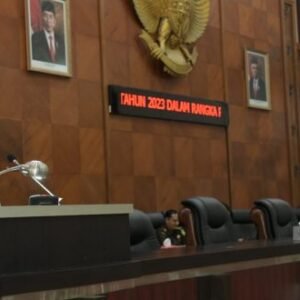 Sekda Sampaikan LKPJ Gubernur Aceh Tahun Anggaran 2022 dalam Paripurna DPR Aceh