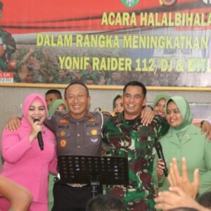 Ditlantas Polda Aceh Halabilhalal bersama Prajurit Yonif Raider 112