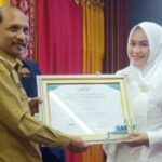 Bidan dari Pulo Aceh ini Raih Penghargaan Tingkat Nasional