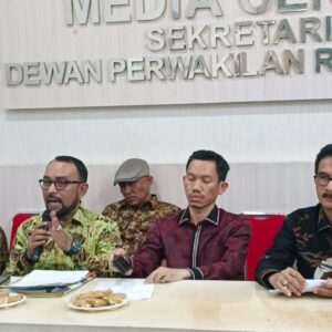 Semua Fraksi DPRA Kompak Usul Bustami Jadi Calon Pj Gubernur Aceh