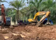 Tiga Penambang Ilegal di Aceh Barat Ditangkap, Dua Ekskavator Disita