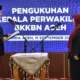 Penjabat Gubernur Aceh, Achmad Marzuki, mengukuhkan Safrina Salim, SKM. M. Kes, sebagai Kepala Perwakilan BKKBN Aceh, di Restoran Meuligoe Gubernur Aceh, Banda Aceh, Senin (11/9/2023).