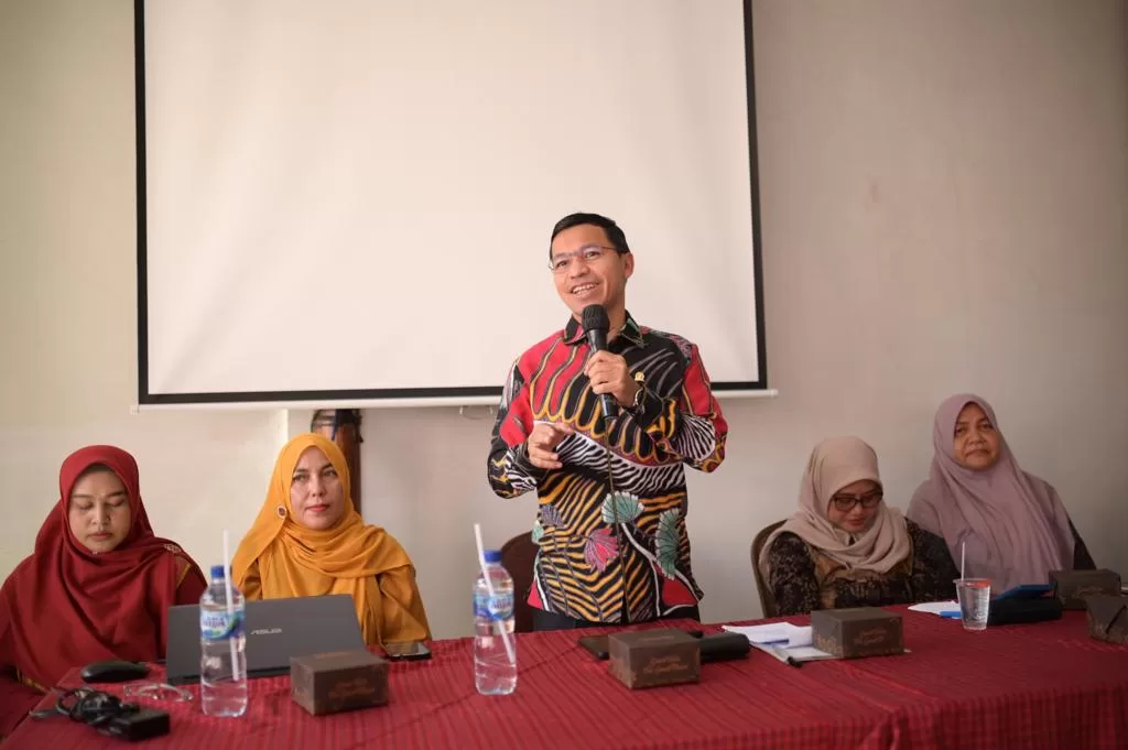 Ketua DPRK Farid Nyak Umar
