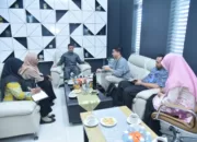 Ketua DPRK Banda Aceh saat menerima Audiensi DP3AP2KB dan perwakilan mitra Unicef pada Kamis (16/11/2023)
