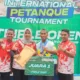 Ketua Umum Pengprov FOPI Aceh, Abdurrahman, M.Kes didampingi atletnya juara internasional di Surabaya. Foto : FOPI Aceh.