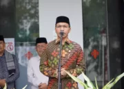 Ketua DPRK Banda Aceh Farid Nyak Umar saat memberikan sambutan pada pelepasan Kafilah MTQ Banda Aceh ke tingkat Porpinsi Aceh, Jumat 24 November 2023