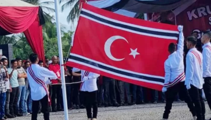 Bendera Bintang Bulan Berkibar di Aceh Utara