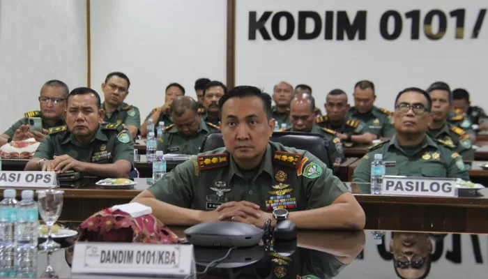 Tingkatkan Literasi Digital, Dandim 0101/KBA dan Jajaran Ikuti Bimtek Public Speaking