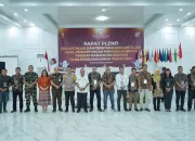 Asisten Pemerintahan dan Kesejahteraan Rakyat Ikuti Pleno Terbuka Rekapitulasi Hasil Perhitungan Suara