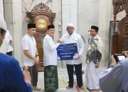 Awali Safari Ramadan, Pj Wali Kota Tarawih Bersama Warga Gampong Seutui