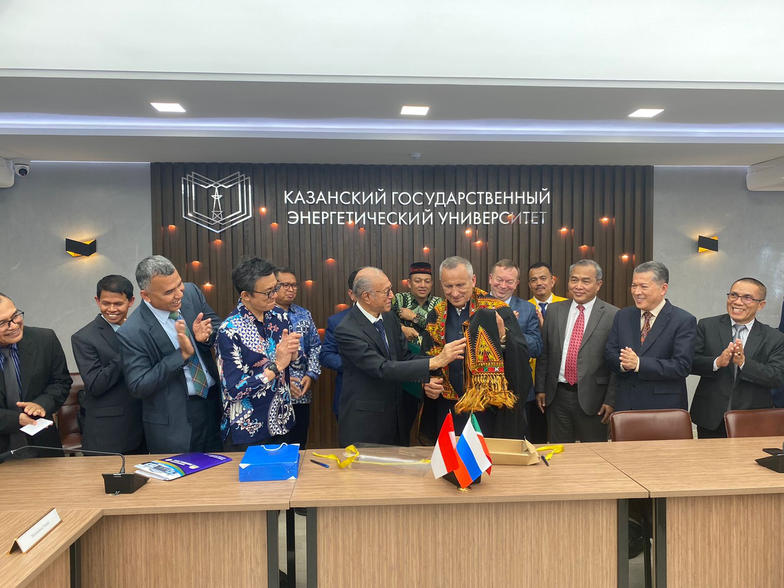 Penandatanganan MoU antara Aceh dan KSPEU di Kazan