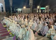 Ribuan Warga Larut dalam Lantunan Zikir Semangat Kemerdekaan di Masjid Raya Baiturrahman