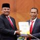 Pj Gubernur Serahkan Rancangan Perubahan KUA dan PPAS 2024 kepada DPRA