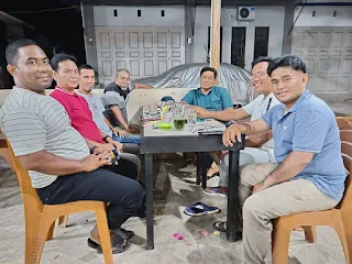 Ir. Bunyamin bersama Tim Siber Pemenangan Walikota Banda Aceh (Aminullah Usman - Isnaini Husda)