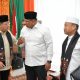 Penjabat Gubernur Aceh, Dr. H. Safrizal ZA, M.Si, bersama Pimpinan Forkopimda Aceh lainnya, menjemput kedatangan Menteri Ekonomi Kreatif, Teuku Rifki Harsya, dan Ustadz Das'ad Latif, di Bandara Sultan Iskandar Muda Aceh Besar, Jumat 15/11/2024