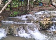 Menikmati Keindahan Alam di Pemandian Perbatasan Batu Bedulang