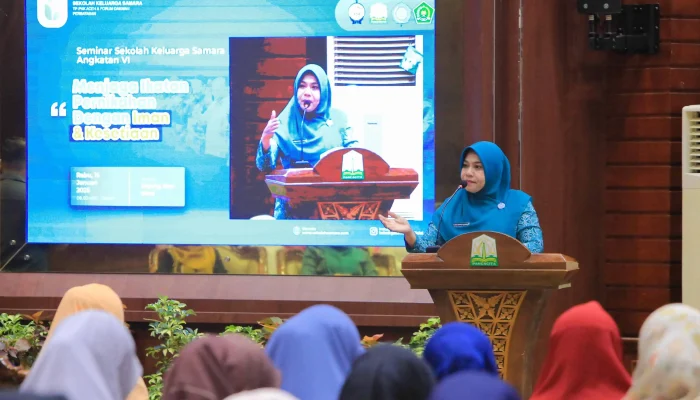 Pj Ketua TP PKK Safriati Sebut Ayah adalah Sosok Penting Membangun Keluarga Samara