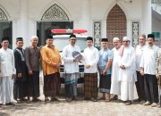 Farid Nyak Umar Serahkan Ambulans untuk Gampong Mulia, Tingkatkan Layanan Kesehatan Masyarakat