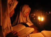 5 Keistimewaan Malam Nuzulul Quran yang Wajib Anda Ketahui