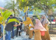 Komunitas Takjil Kolaborasi Bagi-Bagi Takjil di Bulan Ramadan
