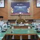 Plt Sekretaris Daerah Aceh, Muhammad Nasir, menggelar rapat koordinasi bersama Kepala Badan Pengawasan Keuangan dan Pembangunan (BPKP) wilayah Aceh Supriyadi dan sejumlah Kepala SKPA terkait guna membahas langkah yang perlu ditempuh untuk penyerahan aset Rumah Sakit Regional untuk Pemkab Aceh Tengah, di Ruang Rapat Sekda Aceh, Senin, (14/4/2025).