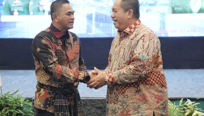 Kedatangan Komandan Korem 022/Pantai Timur Penuh Keakraban 
