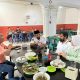 Back in Aceh After Medical Check-Up in Singapore, Governor Mualem Shares a Warm Meal in Langsa
