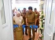 Plt Sekda Aceh, M. Nasir S.IP, MPA, meresmikan pelayanan Fetomaternal dan Rehabilitasi Anak Berkebutuhan Khusus, di Rumah Sakit Ibu dan Anak (RSIA) Pemerintah Aceh, di Punge Juroeng, Banda Aceh, Senin, 19/5/2025