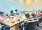Ikatan Warga Tanah Luas dan Nibong (IWATAN) mengadakan pertemuan penting dengan PT. Pema Global Energy (PT. PGE) di kantor pusat perusahaan tersebut di Banda Aceh pada Selasa, 20 Mei 2025