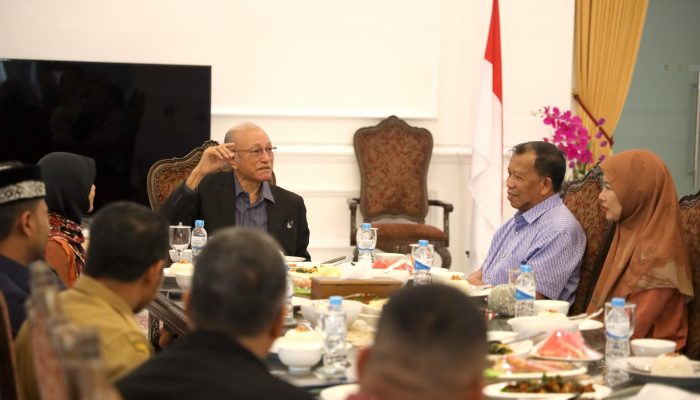 Kunjungi Wali Nanggroe, Hamid Awaluddin Kaget Dengar Rencana Tambahan Batalyon di Aceh