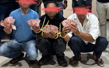 Tiga oknum yang mengaku wartawan diborgol (dok ist)