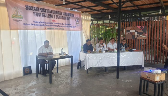 Kasbangpol Ajak Masyarakat Tingkatkan Pengawasan Terhadap Orang Asing 